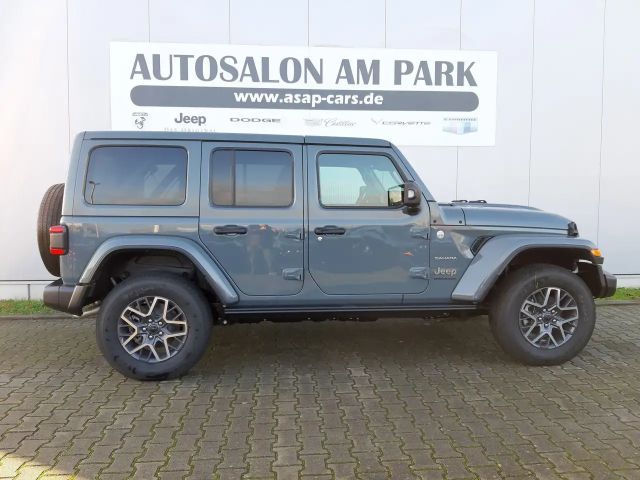 Jeep Wrangler Sahara