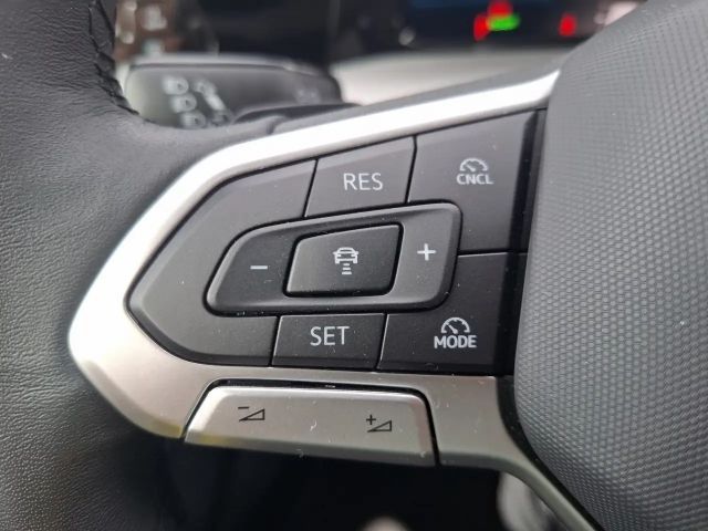 Volkswagen Golf DSG Variant