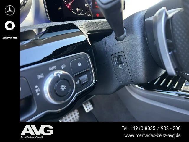 Mercedes-Benz CLA 200 AMG Line Shooting Brake