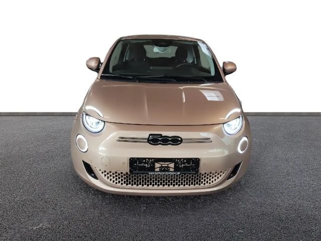 Fiat 500e 42 kWh