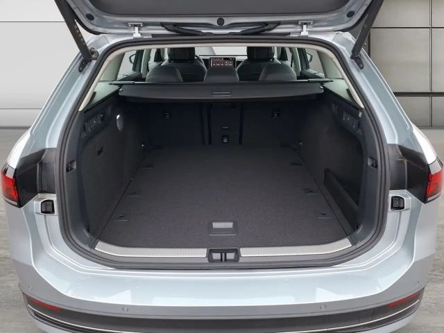 Volkswagen Passat 1.5 eTSI Business Variant