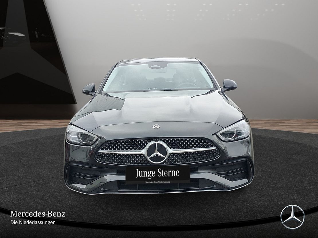Mercedes-Benz C 180 AMG Line Sedan