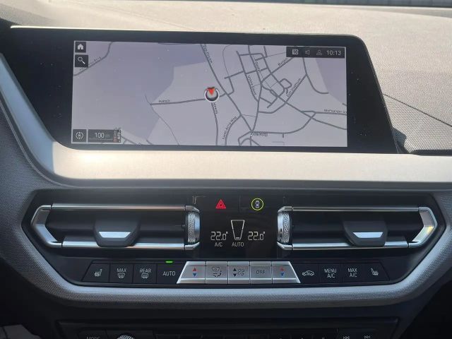 BMW 116 116i 5-deurs Sedan