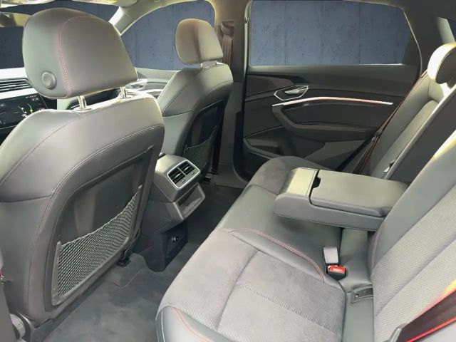 Audi Q8 e-tron 55 S-Line