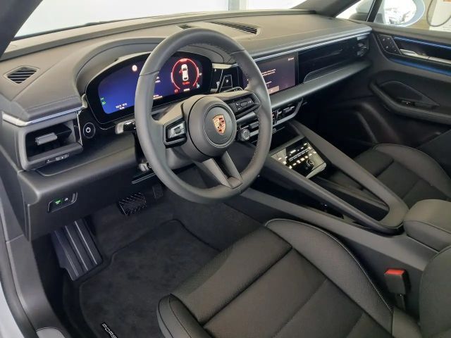 Porsche Macan 4