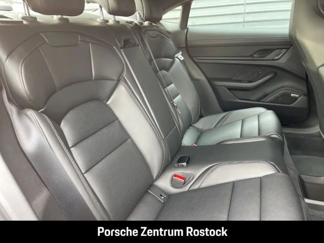 Porsche Taycan Surround-View LED-Matrix InnoDrive BOSE