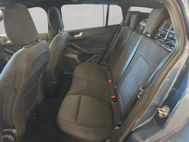 Ford Focus EcoBoost ST Line Wagon