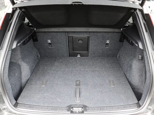 Volvo XC40 Dark Plus