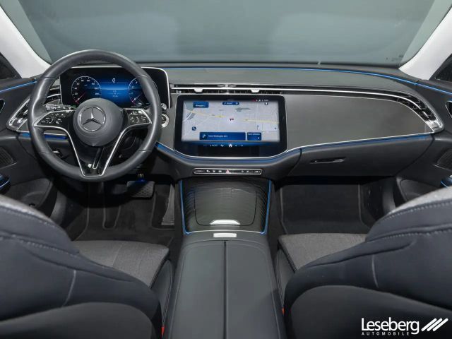 Mercedes-Benz E 200 AVANTGARDE Estate