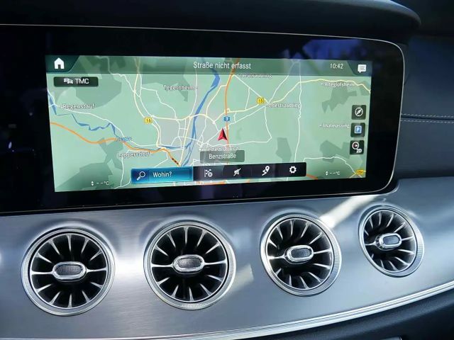 Mercedes-Benz E 300 AMG Line Cabriolet