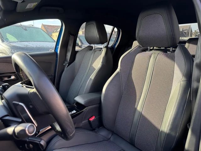 Peugeot 208 EAT8 GT-Line PureTech