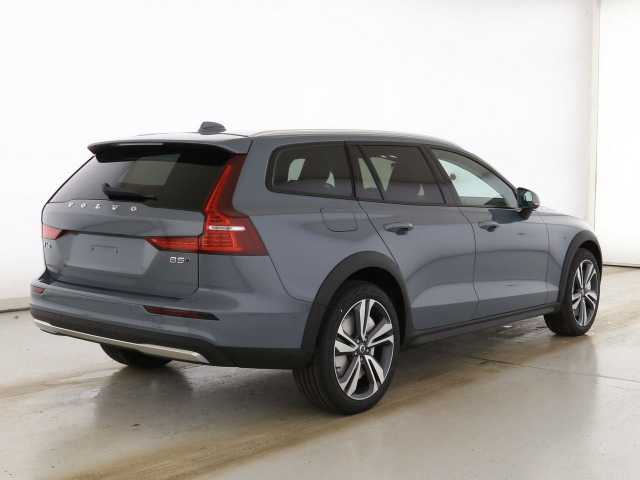 Volvo V60 Cross Country AWD Ultimate