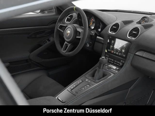 Porsche Cayman 718 RS