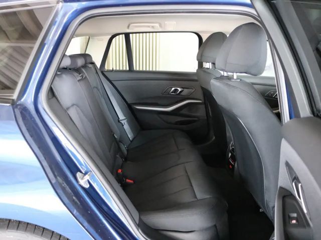 BMW 318 318i Touring