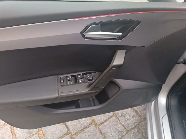Seat Leon 1.5 eTSI DSG FR-lijn