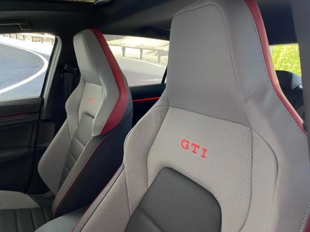 Volkswagen Golf 2.0 TSI DSG GTI