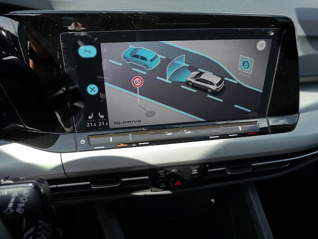 Volkswagen Golf 1.0 TSI Life Variant