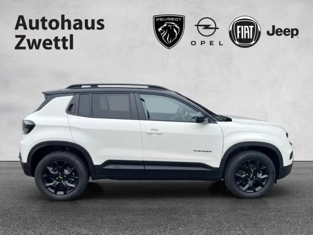 Jeep Avenger Upland MHEV 136 4XE