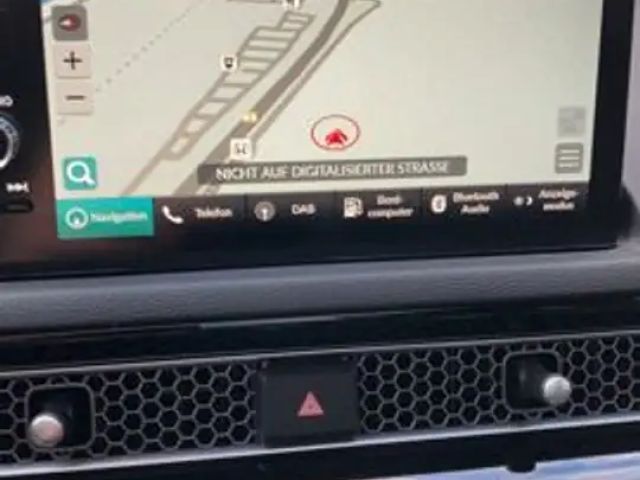 Honda Civic Advance e:HEV