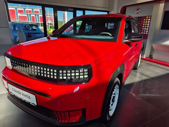 Fiat Grande Panda E RED