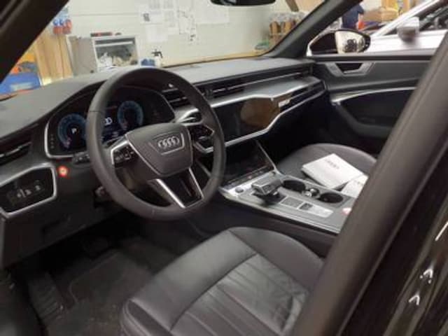 Audi A6 45 TFSI Avant S-Tronic
