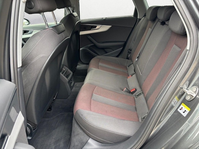 Audi A4 45 TFSI Avant Quattro S-Tronic