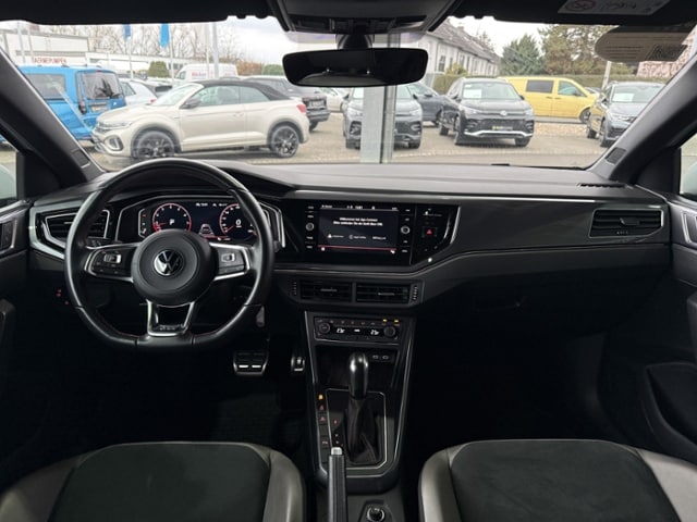 Volkswagen Polo 2.0 TSI DSG