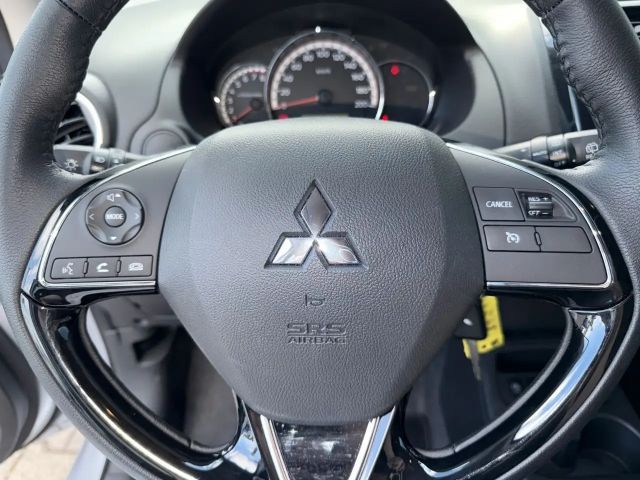 Mitsubishi Space Star Star