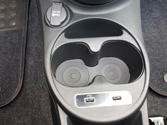 Fiat 500C 1,0 Hybrid Hey Google -AppleCarPlay