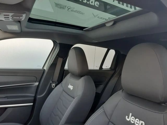 Jeep Avenger Full-Electric Summit