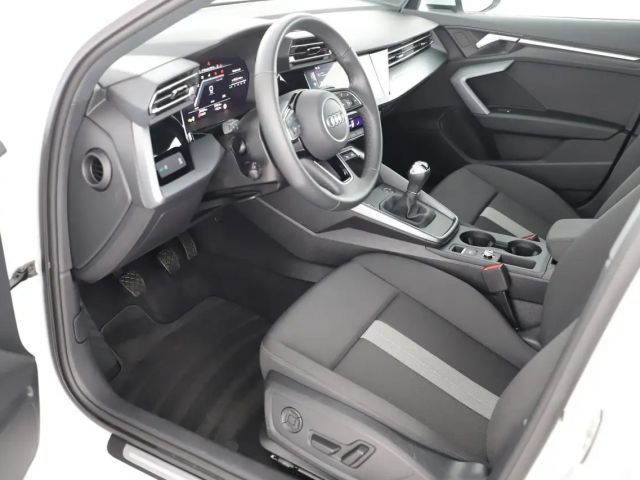 Audi A3 30 TDI Sedan