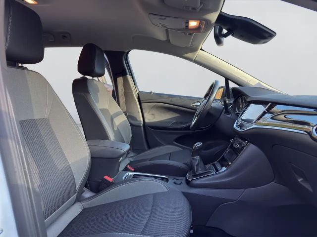 Opel Astra 1.2 Turbo Elegance