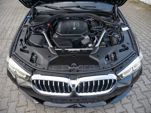 BMW 520 520d M-Sport Touring