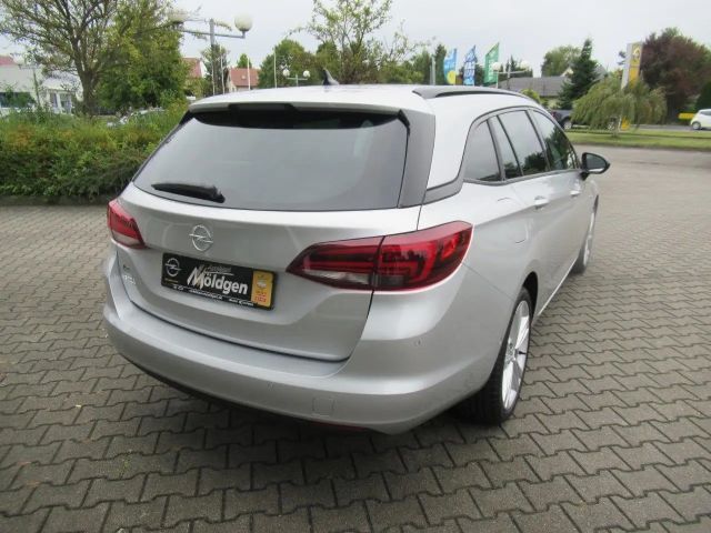 Opel Astra Sports Tourer Ultimate