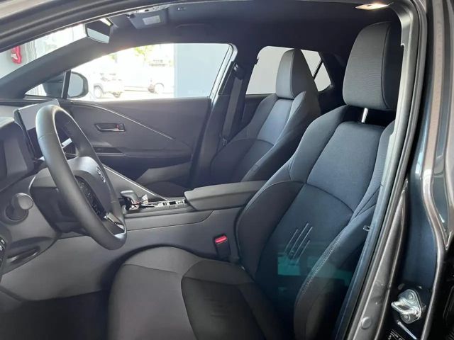 Toyota C-HR Hybride Team D