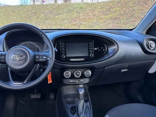 Toyota Aygo X Hatchback Play X-play