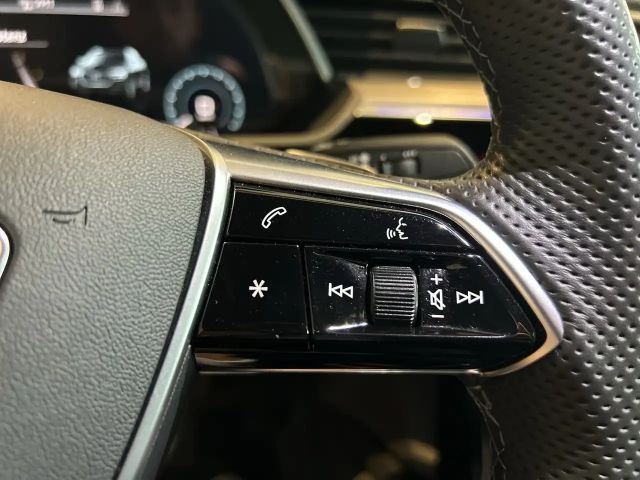 Audi e-tron 55 S-Line