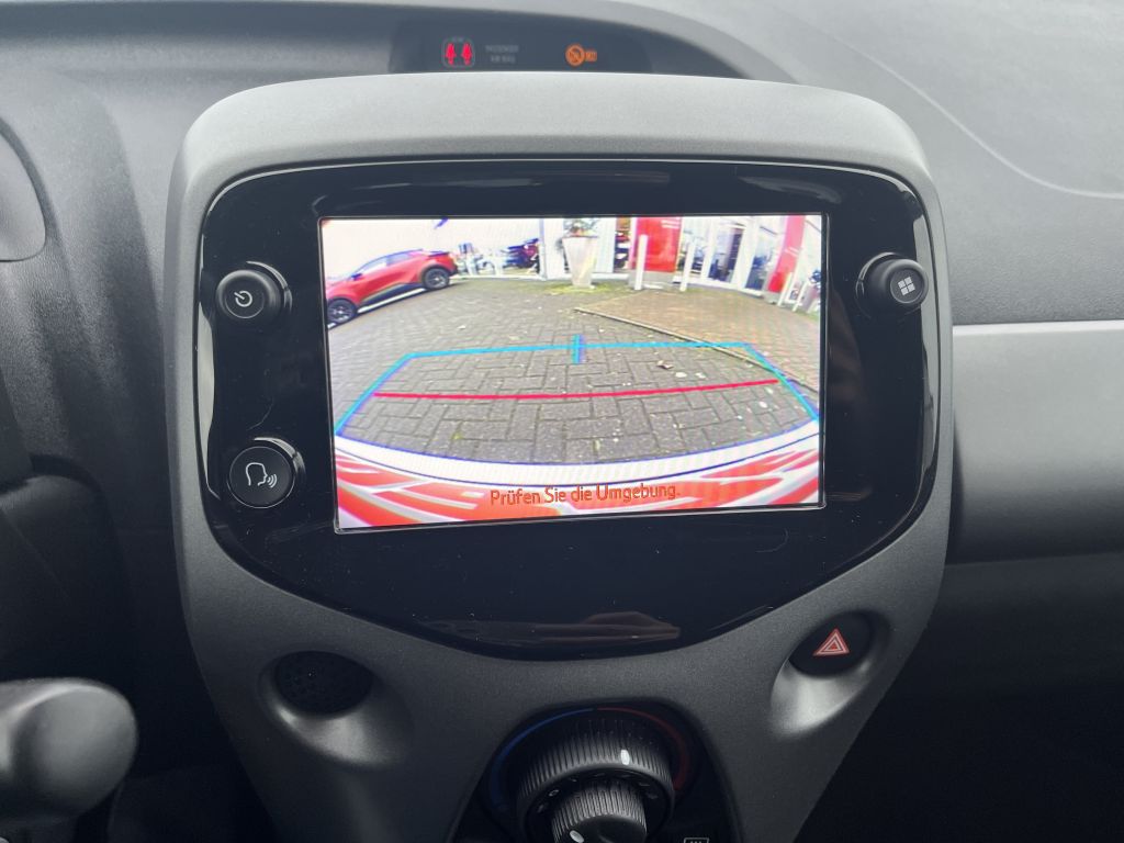 Toyota Aygo 5-deurs Play X-play