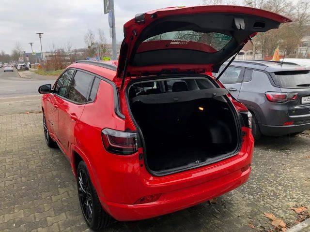 Jeep Compass Altitude