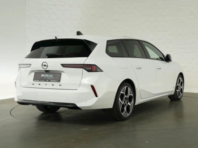Opel Astra Sports Tourer Ultimate