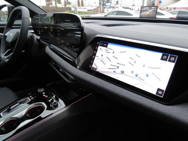 Audi A6 S-Line S-Tronic Sedan