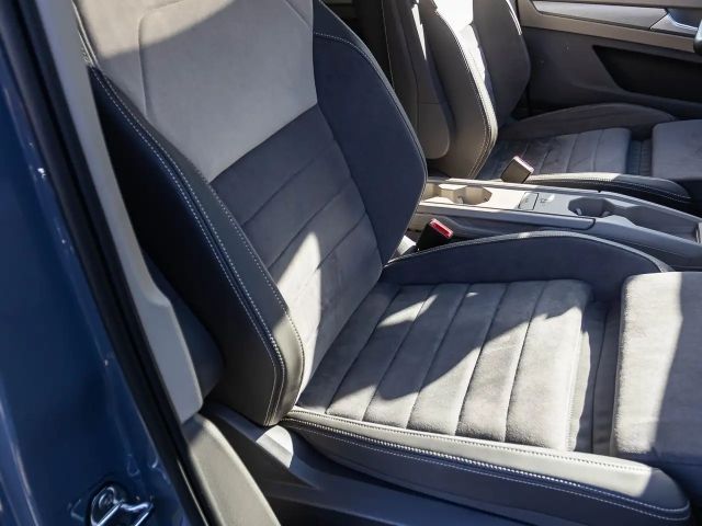 Volkswagen Multivan 2.0 TDI Lang Life T7