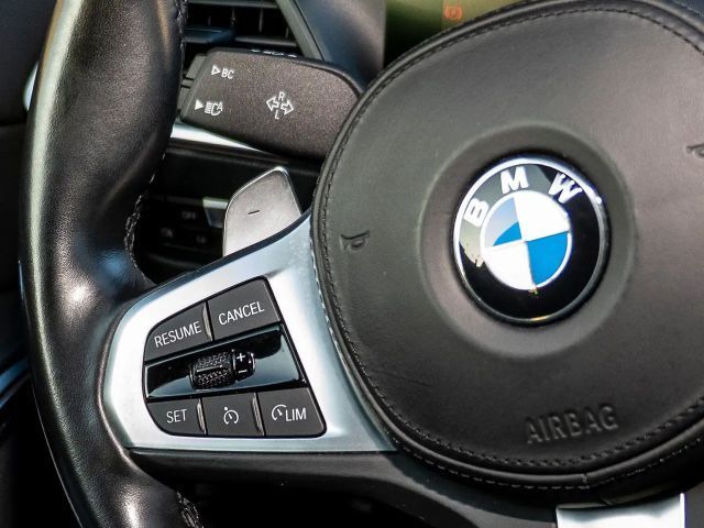 BMW 330 330d M-Sport Touring xDrive