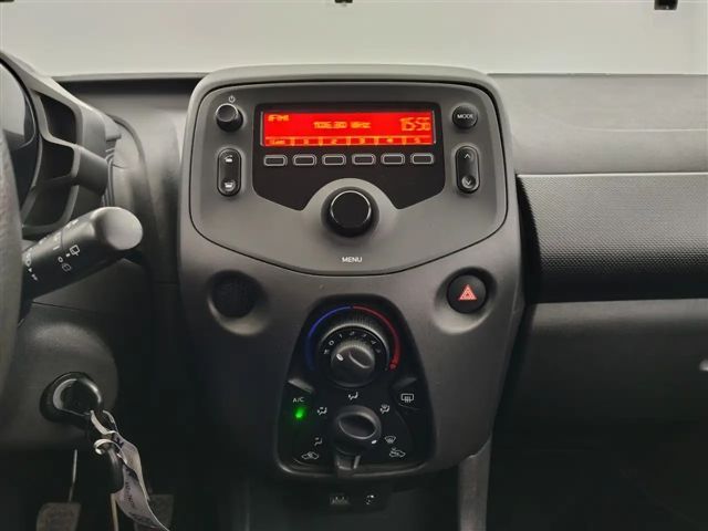 Toyota Aygo 1.0 VVT-i Business Hatchback VVT-i