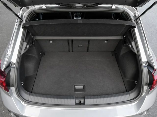 Volkswagen T-Roc 1.5 TSI DSG R-Line