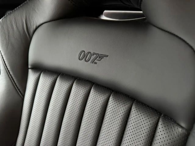 Aston Martin V8 V8