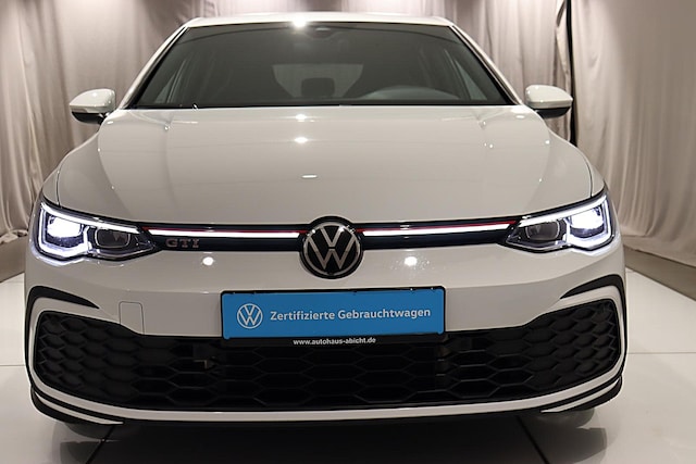 Volkswagen Golf 2.0 TSI GTI