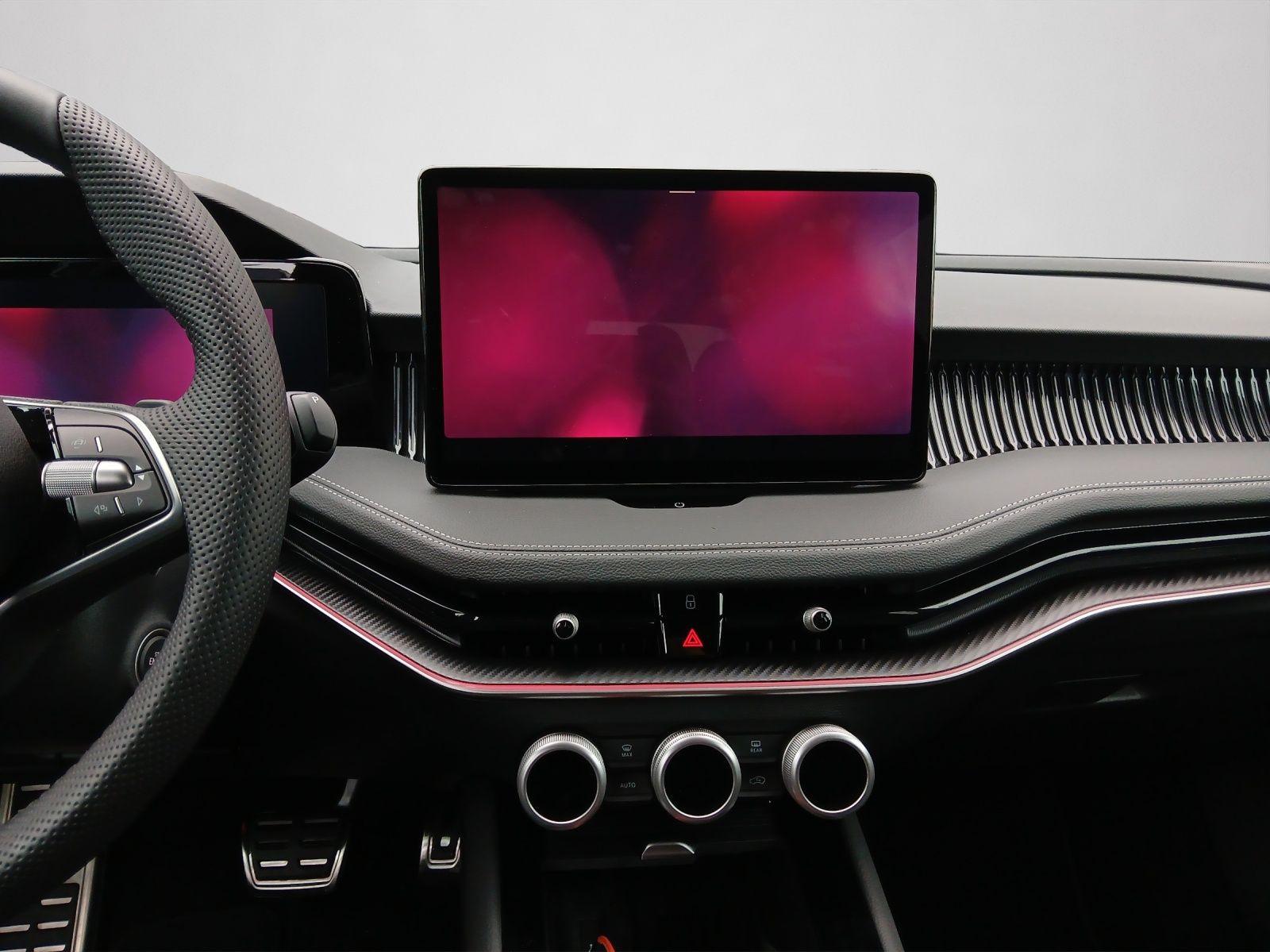 Skoda Superb Combi Sportline iV