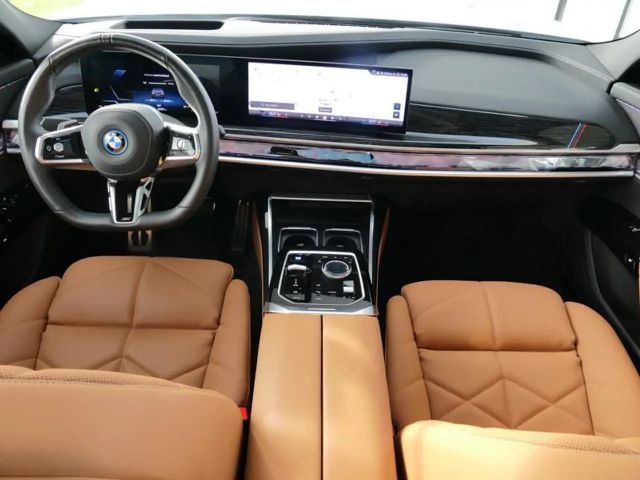 BMW i7 M-Sport Sedan