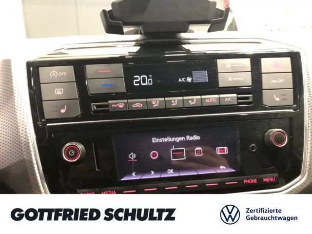 Volkswagen up! Active